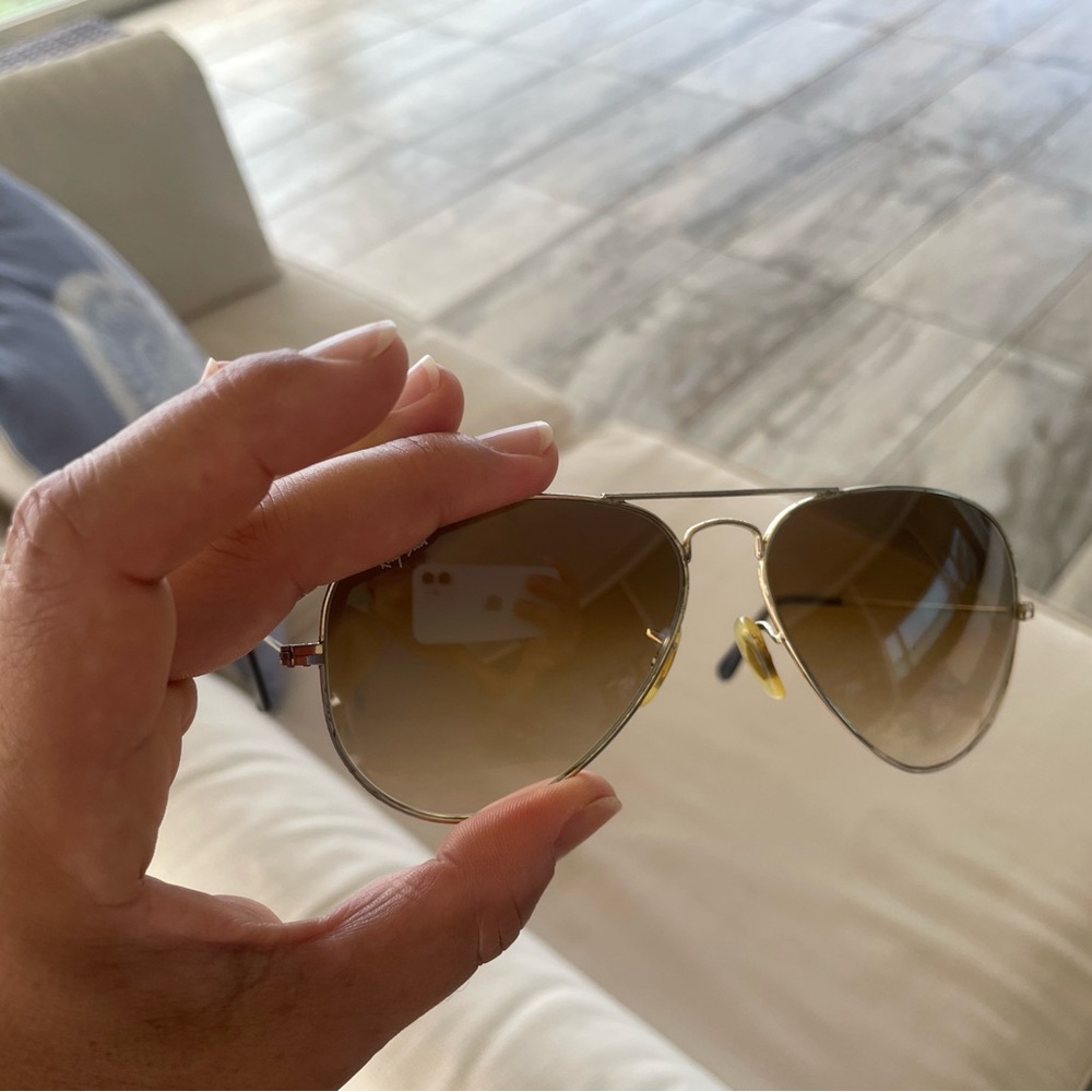 Classic RayBan Aviators - Picture 2 of 3